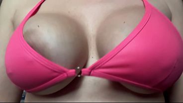 European Stepmom Artemisia Love showing her juicy boobs and making them bounce 