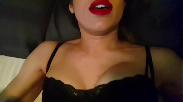 Big Lipped Milf With Red Lipstick Takes Multiple Cumshots And Is Spread By A Fat Cockhead thumbnail