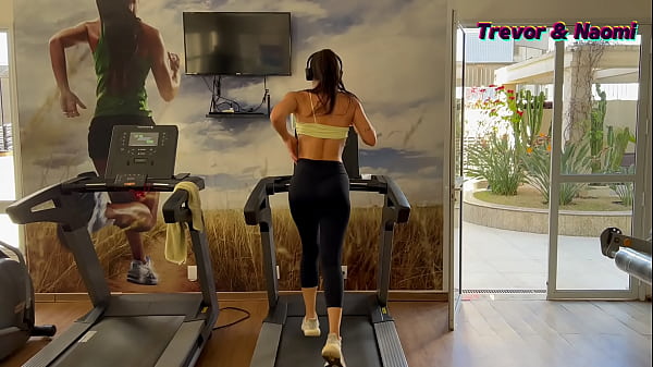 Nonton After Taking A Shower, She Gets Horny And Calls Her Neighbor thumbnail