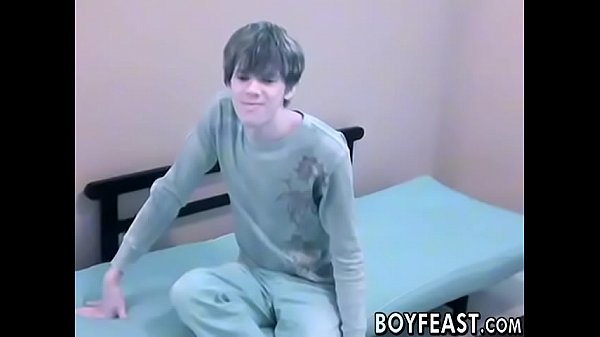 Twink Seduced Into Stripping And Jerking thumbnail