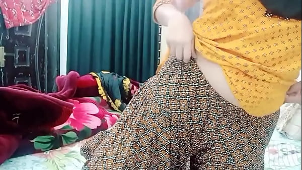 Indian Bhabhi In Hijaab Anal Play thumbnail