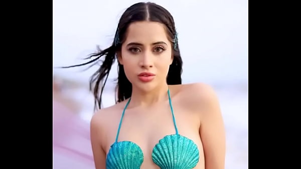 Nonton उर्फी जावद सेक्स लुकिंग thumbnail