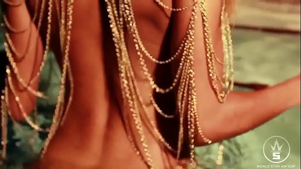 Nonton Big Ass Milf 2 thumbnail