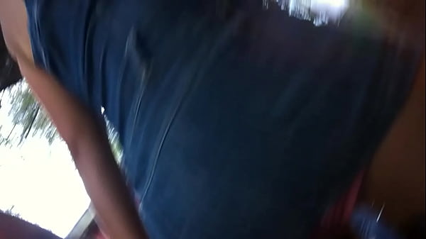 Mexicana Upskirt Publico Calzon Minifaldita Ricas Piernas thumbnail