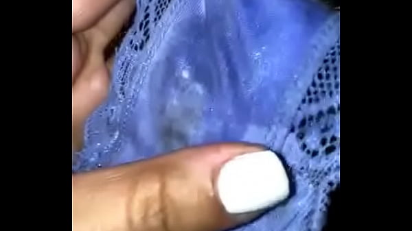 Calzones Sucios Llenos De Juguito Vaginal thumbnail