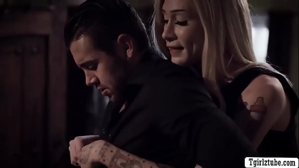 Blonde Shemale And Her Ts Girlfriend Are In The House Of Her Stepmom.after That,they Suck Her Stepbros Big Cock And Lets Him Bareback Their Asses. thumbnail