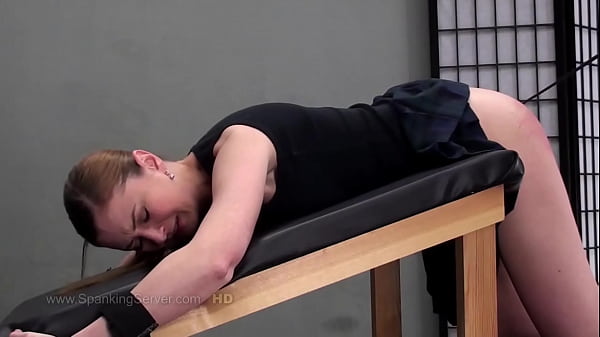 Luca Bella's Ass Whip - Spankingserver thumbnail