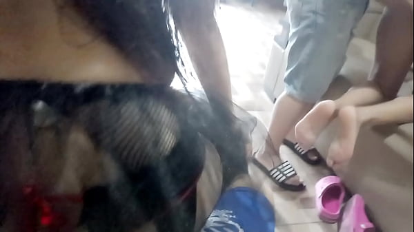 Nonton Some Bitches Arrive On My Birthday To Have A Threesome!! Exclusive Porn At Home Parties, They Arrive And Start Dancing Sexy, The Very Sluts Ask For Quick Sex thumbnail