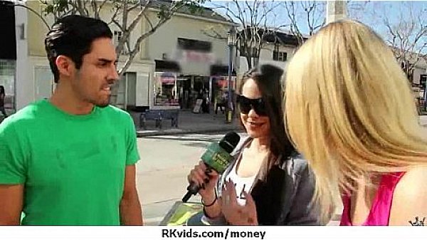 Hooker Gets Payed And Tape For Sex 11 thumbnail