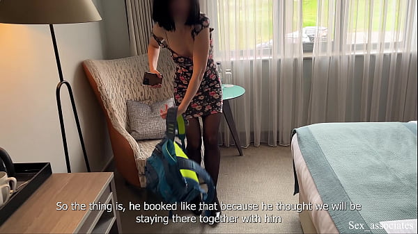 Nonton Sharing A Bed With Dad's New Girlfriend thumbnail