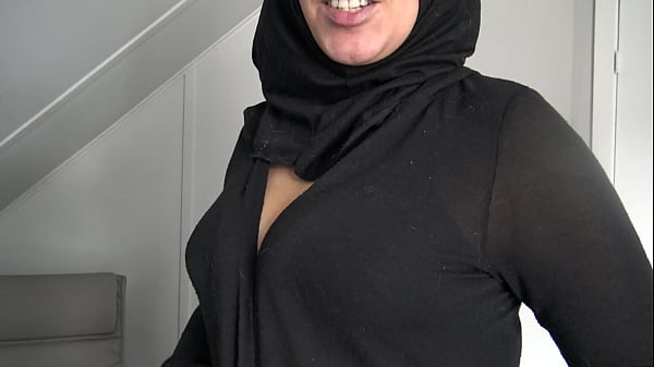 Play MP4 - Cute turkish virgin girl with a big ass makes her first sextape and shows her hairy pussy