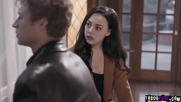 Whitney Wright gets her hot pussy eaten by Michael Vegas! 