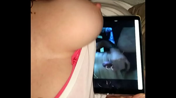 Le Devuelvo Un Tributo, Por Que Me Puso Muy Caliente thumbnail