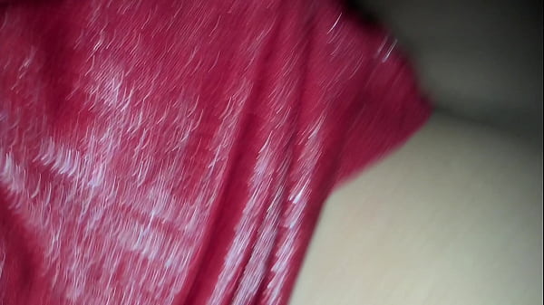 Estava sozinha gravando um video para meu corno e o comedor pediu para entrar e fazer o servi&ccedil;o ao vivo red 