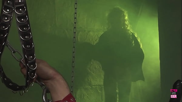 Nonton A European Woman Was Engaging In Sexual Activity With A Very Large Man While Assuming The Role Of A Cowgirl thumbnail