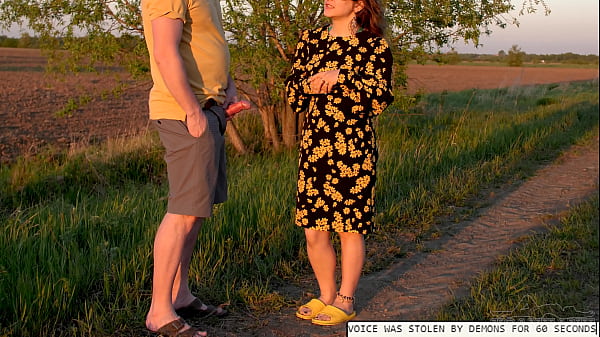 Nonton Cute Saree Bhabhi Asked Directions From A Desi Stranger And Was Fucked Hard In The Scarlet Sunset! thumbnail