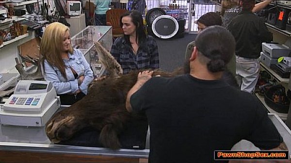 Nonton Busty Lesbian Couple Agrees To Suck Cock For Extra Money thumbnail