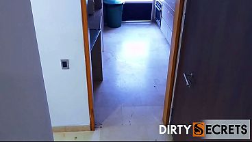 Nonton I Share A Room With My Stepson And End Up Fucking Him Wildly. thumbnail