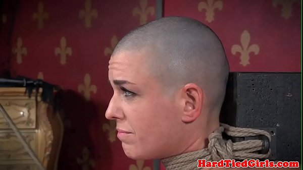 Nonton Flexible Bdsm Sub With Shaved Head Toyed thumbnail