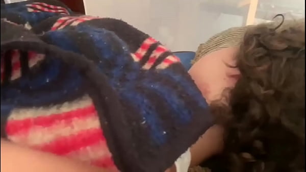 Nonton Tetas Brincando thumbnail