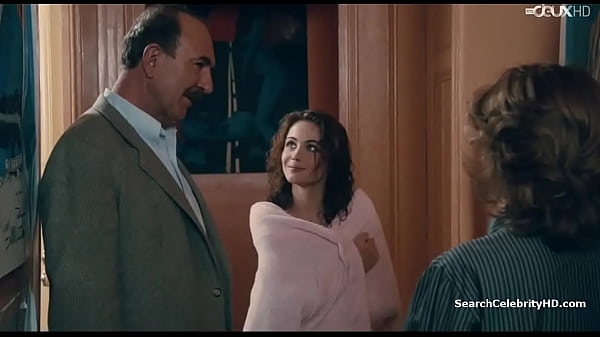 Nonton Emmanuelle Beart Amour Douce 1985 thumbnail