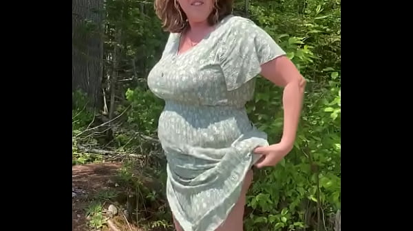 Nonton Big Tit Peeing thumbnail