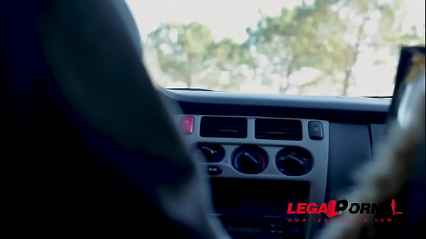 Nonton Biker Gets To Finger & Fuck Lonesome Stunner Katrin In The Outdoors Gp241 thumbnail