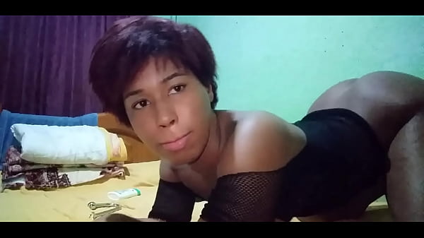 Fazendo um v&iacute_deo bem safado para o cliente, o que voc&ecirc_ pedir eu fa&ccedil_o! Bem puta! Sem frescura, sem censura!