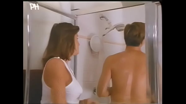 Nonton Hotel Erotica thumbnail