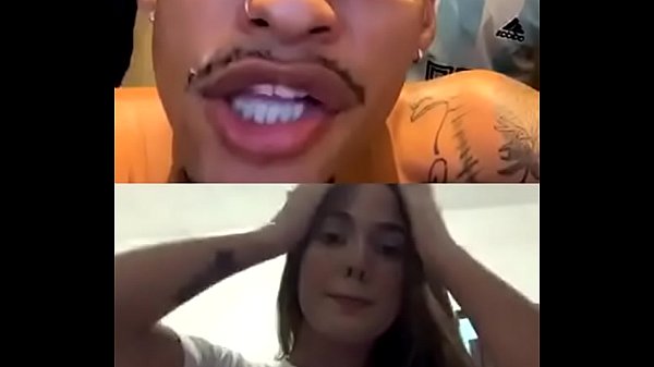 Nonton Pkdelas Na Live Em Instagram Muito Peito Topless (parte 2) thumbnail