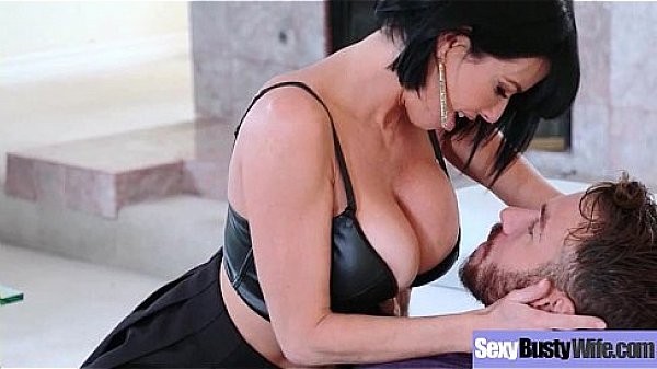 (veronica Avluv) Sexy Busty Mature Lady Love To Bang Hard On Camera Video-29 thumbnail