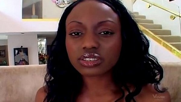 Busty Ebony Sucking 2 Cocks All At Once thumbnail