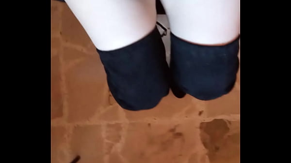 Gretala - Incinta Con Gli Stivali Neri thumbnail