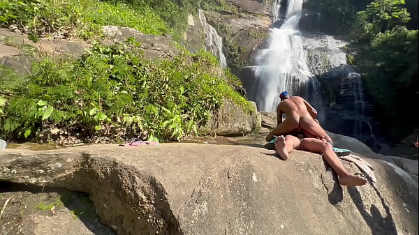 Bastidores E V&iacute;deo Amador A Pretinha De Veja Como Que &eacute; Um Bastidores (completo No Red E No Cher) thumbnail