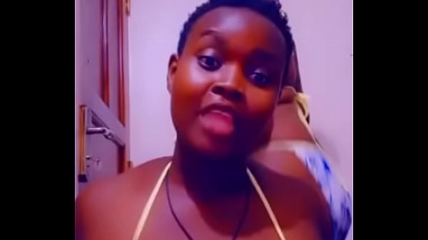 Ladies Twerking In Bikini thumbnail