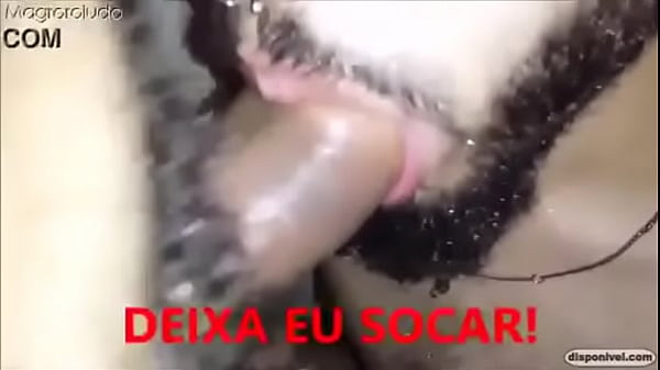 Barbudo Chupando O Pau Gostoso No Banheiro thumbnail