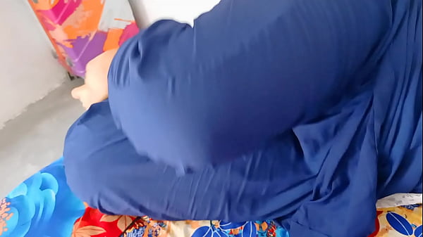 Hot bhabhi in the room