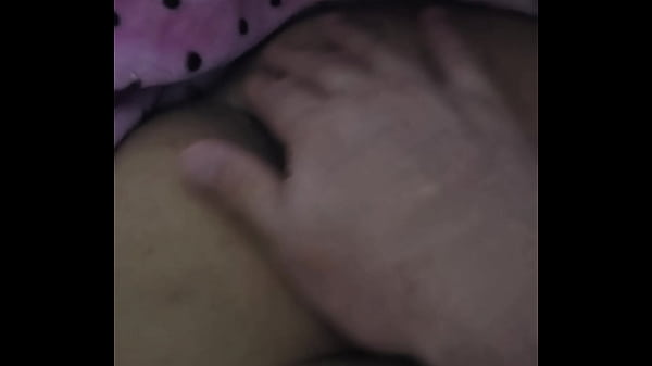 Acariciando su rico culo