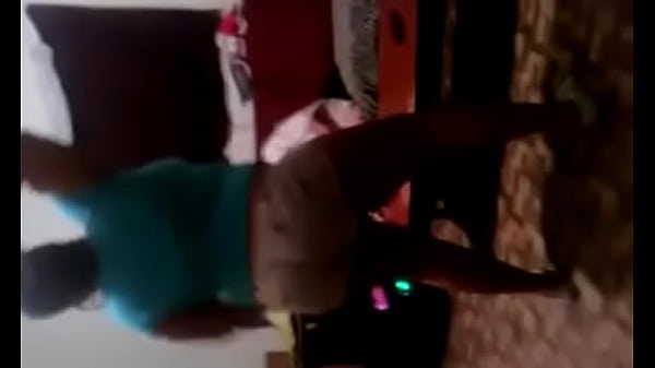 7115447 twerking