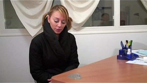 Nonton Naughty Slut Gets Punished With Anal thumbnail