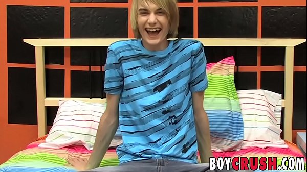 Solo Twink Jerks Off After Interview thumbnail