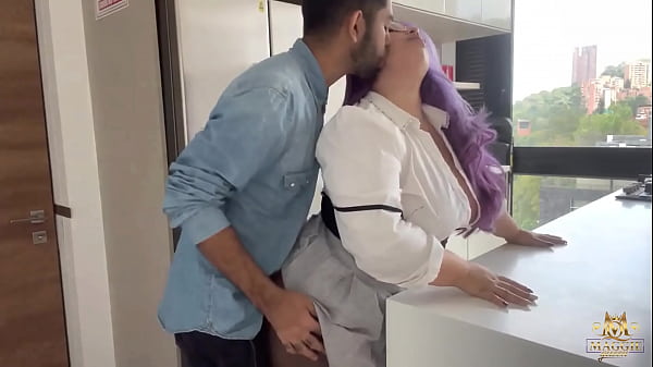 I Do Everything To Make The Sell thumbnail