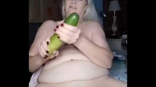 Vee Fucks Her Huge Dildo! thumbnail