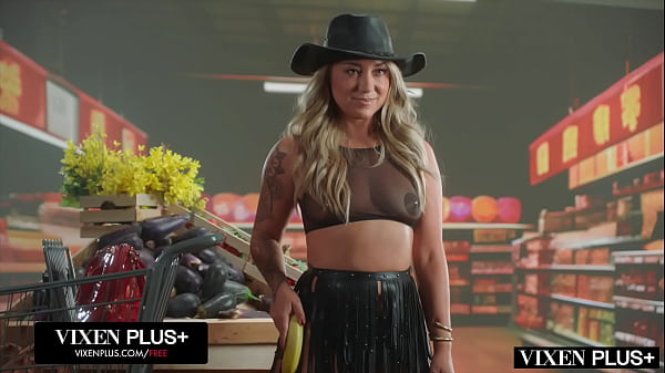 Nonton Vixenplus Luscious Babe Ass Fucked thumbnail