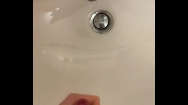 Cumming in a sink by the twinks POV 