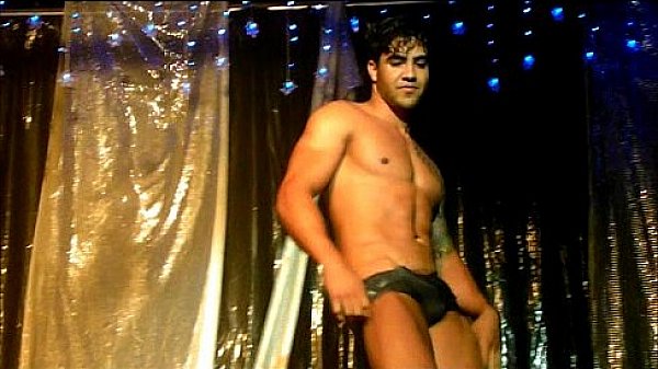 Gogo Boy Eduardo Correa thumbnail