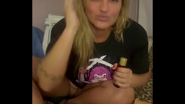 Nonton Taking Off Socks, Oil Body, Spits And Suck Feet, Naked Masturbation Pussy, Squirt/ Tirando A Meia, &oacute;leo No Corpo, Chupada No P&eacute;, Masturba&ccedil;&atilde;o Esguicho thumbnail