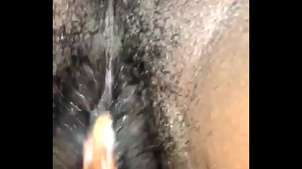 Nonton Tweet Bitch 2 thumbnail