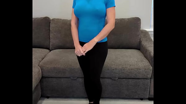 Nonton New Shirt Try On thumbnail