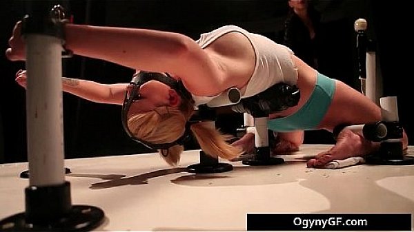 Nonton Exciting Blond Foxy Adicted To Fetish thumbnail